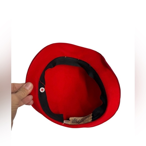 Vintage 1940s The Emporium women’s wool red top hat Dame cap pristine main image 4